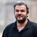 O cineasta grego Christos Nikou, diretor de 'Maçãs' e 'Unhas', sobre a criação de 'Cinema delicado'