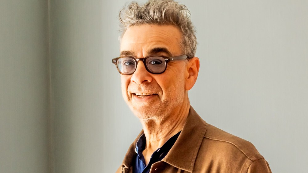 O criador de 'Freakonomics', Stephen Dubner, está lançando um talk show com convidados em sua casa na cidade de Nova York: 'As pessoas estão muito mais famintas por substâncias do que diz a sabedoria convencional'