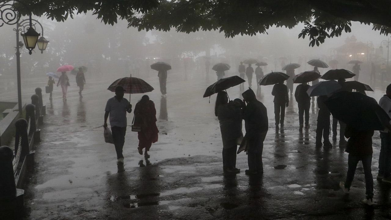 O fascínio das monções enche os hotéis de Shimla com visitantes