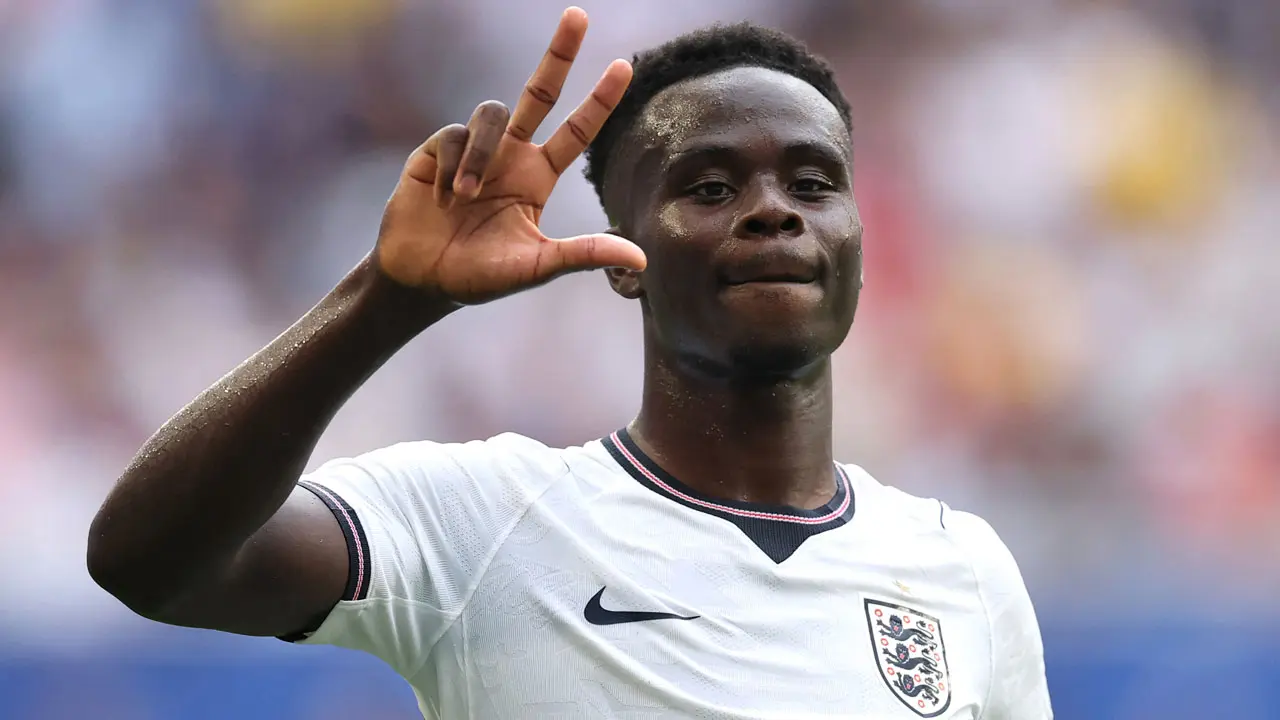 O hat-trick de Saka faz a Inglaterra vencer a França por 6 a 4 e conquistar o terceiro lugar na Copa do Mundo