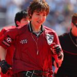 O novo e amplo Galaxy Z Fold 8 revelado pelo membro do BTS J-Hope