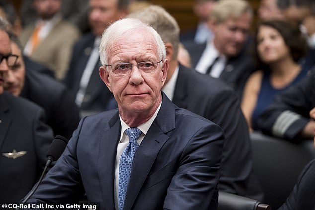 Capitão Chesley 'Sully' Sullenberger, 75, foi diagnosticado com doença de Alzheimer