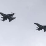 O principal general dos EUA diz que os F-16 da Ucrânia abateram recentemente seu primeiro caça a jato russo, mostrando o quão longe chegou sua defesa aérea