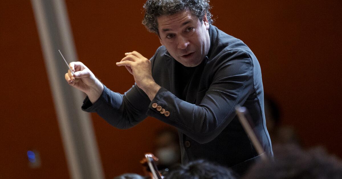 O último show de Gustavo Dudamel no Hollywood Bowl beneficiará a Venezuela após terremotos