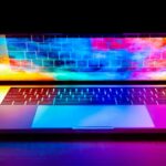 Modelos de MacBook Pro que compartilham o redesenho do MacBook Ultra são, e não são, surpreendentes | Uma foto bem colorida do MacBook Pro