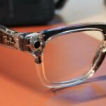 A lateral dos óculos inteligentes Ray-Ban Meta