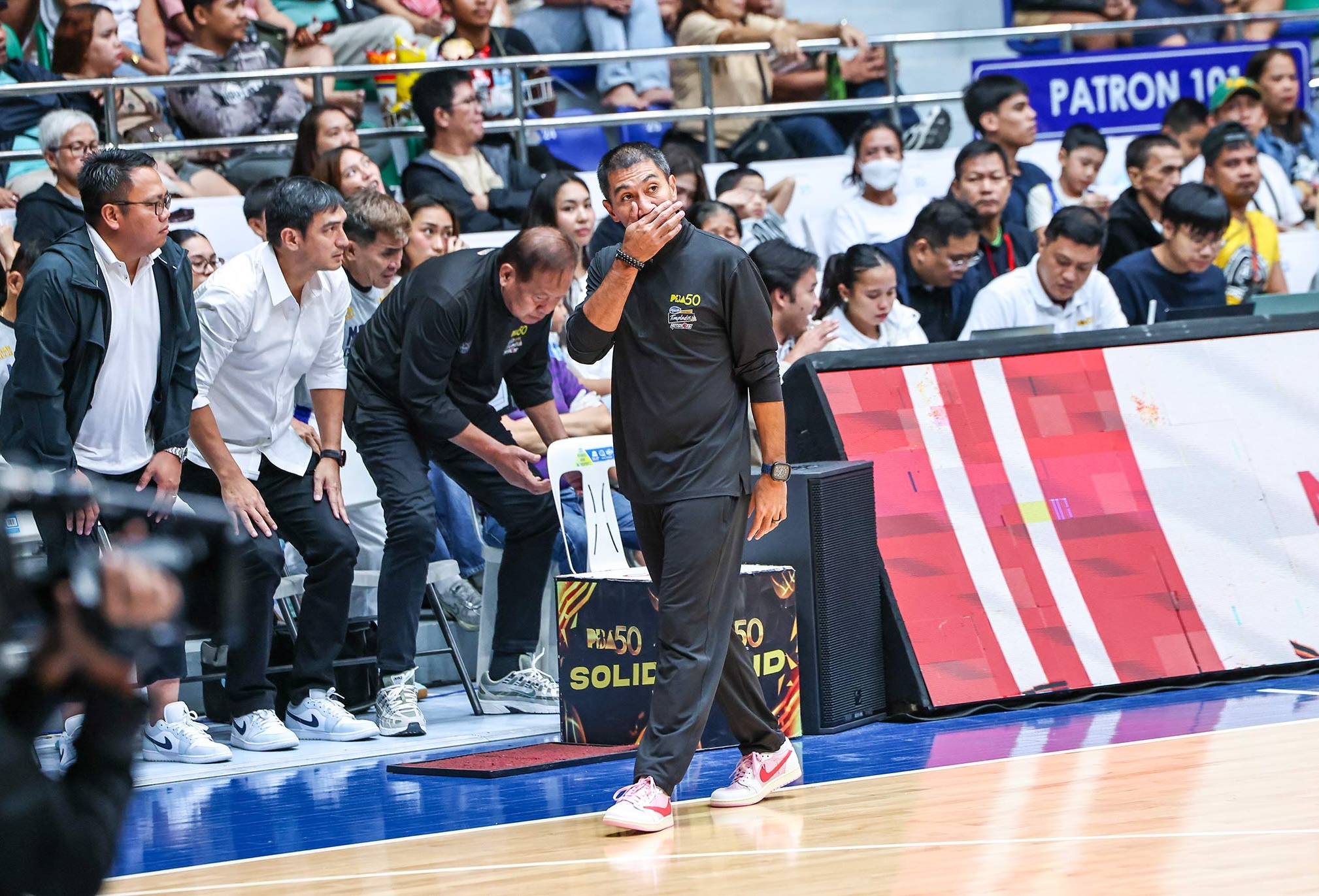 LA Tenorio Magnolia x Phoenix PBA
