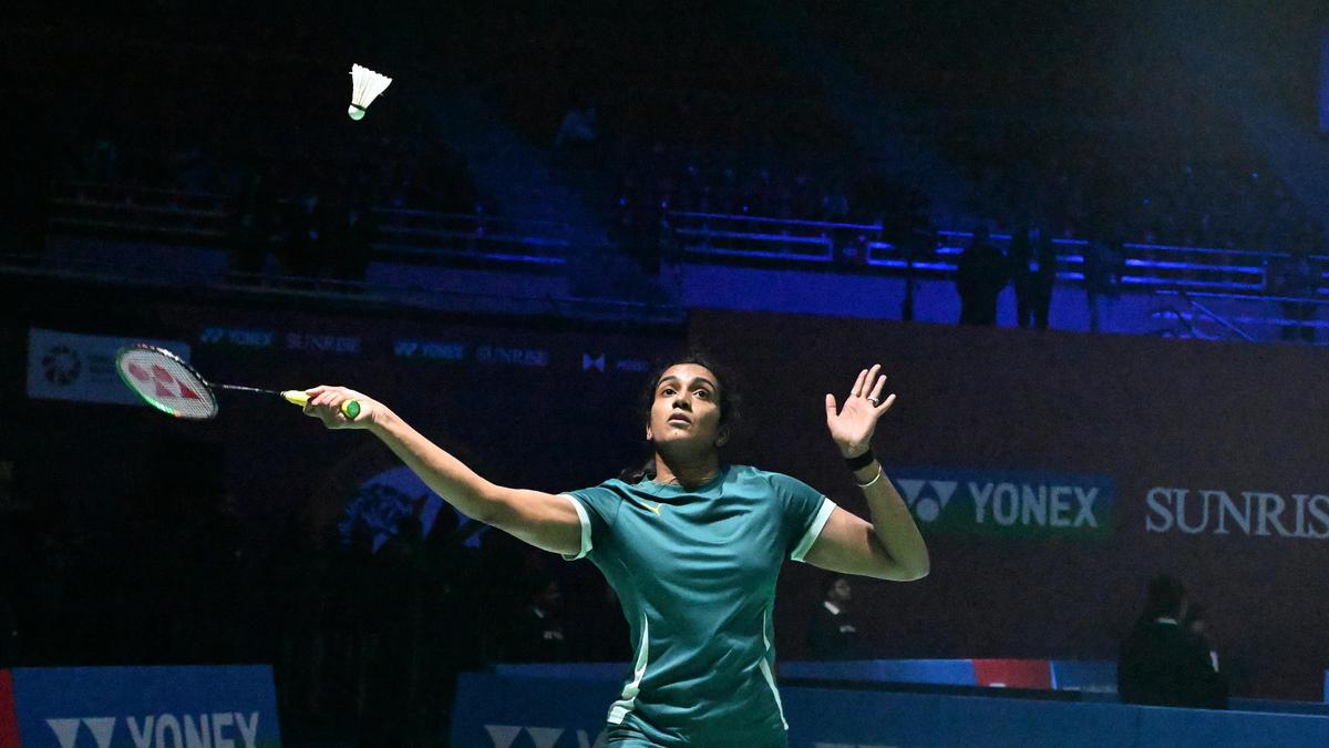 PV Sindhu entra na final do Japan Open 2026 depois que Chen Yufei se aposenta no atacado