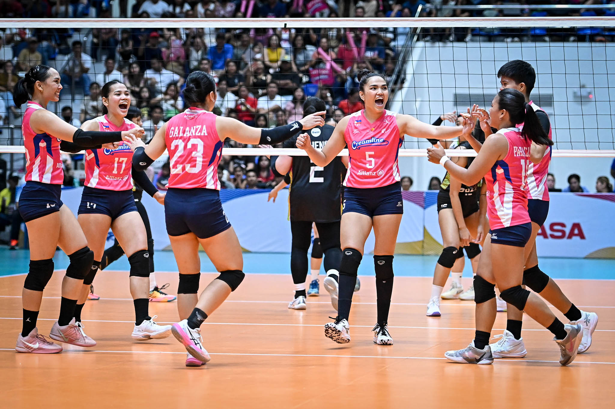 Creamline vs Nxled PVL em turnê