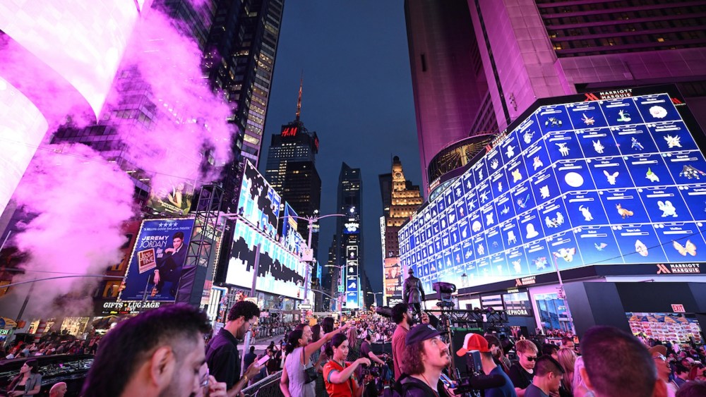 'Pokémon Go' Exec promete evento Times Square Mewtwo para 1.000 pessoas é apenas o começo do 10º aniversário: 'Meu objetivo pessoal é criar memórias essenciais' para todos os jogadores