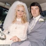 Por dentro do casamento não convencional de Bonnie Tyler com seu marido, atleta olímpico, Robert Sullivan (foto no dia do casamento)