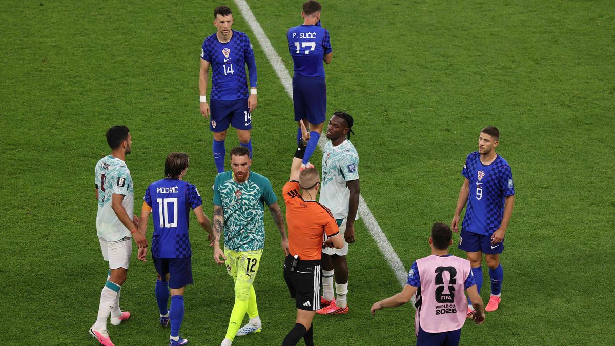 Por que o gol da Croácia nos acréscimos contra Portugal foi anulado nas oitavas de final?