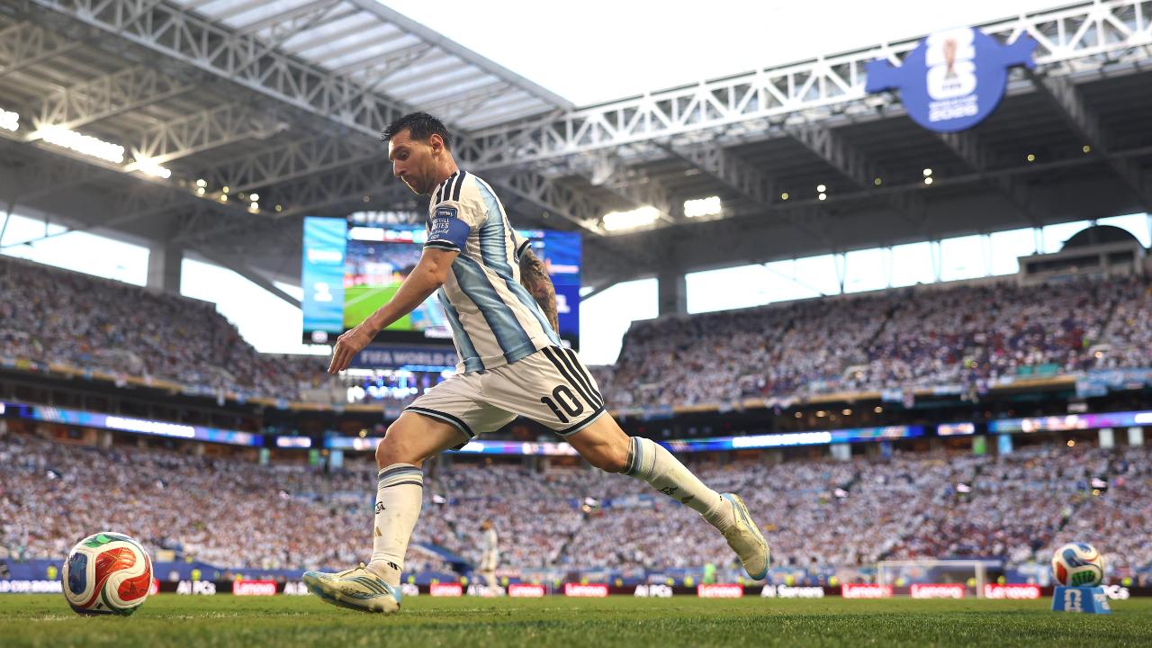 Precisamos corrigir coisas ruins: Messi após levar susto contra Cabo Verde