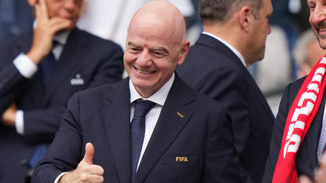 Presidente da FIFA, Infantino, confirma que a FIFA discutirá proposta de Copa do Mundo com 64 seleções