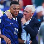 Procuramos jogar, mas o adversário apenas defendeu: o técnico da França, Deschamps, no confronto contra o Paraguai