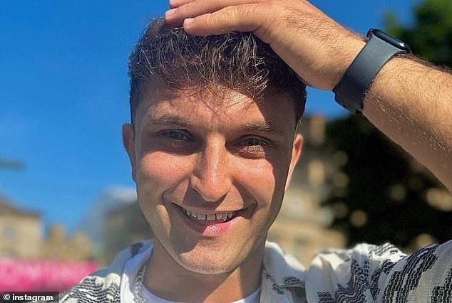 Lewis Potter (foto) está sendo detido em Taiwan depois que as autoridades supostamente encontraram uma substância em uma mala que ele carregava para um “amigo de confiança”