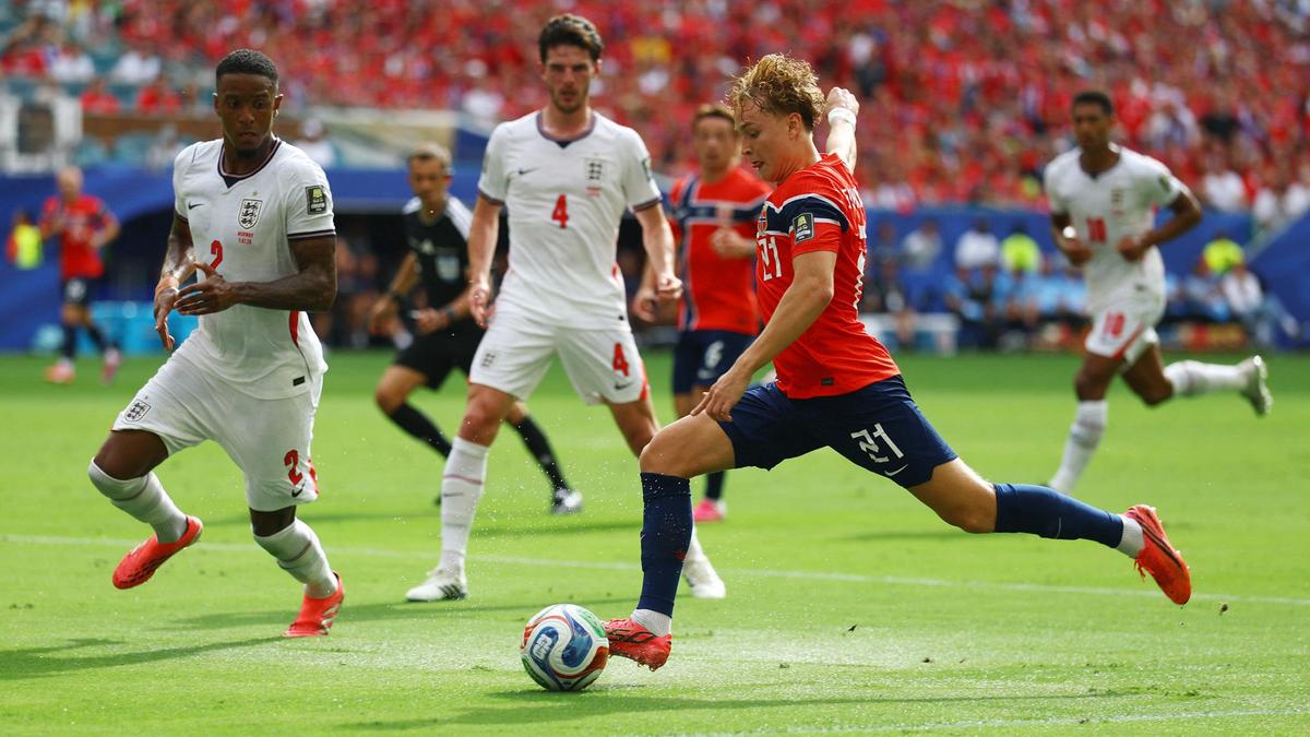 Quem é Andreas Schjelderup, artilheiro da partida entre Noruega e Inglaterra na Copa do Mundo da FIFA?