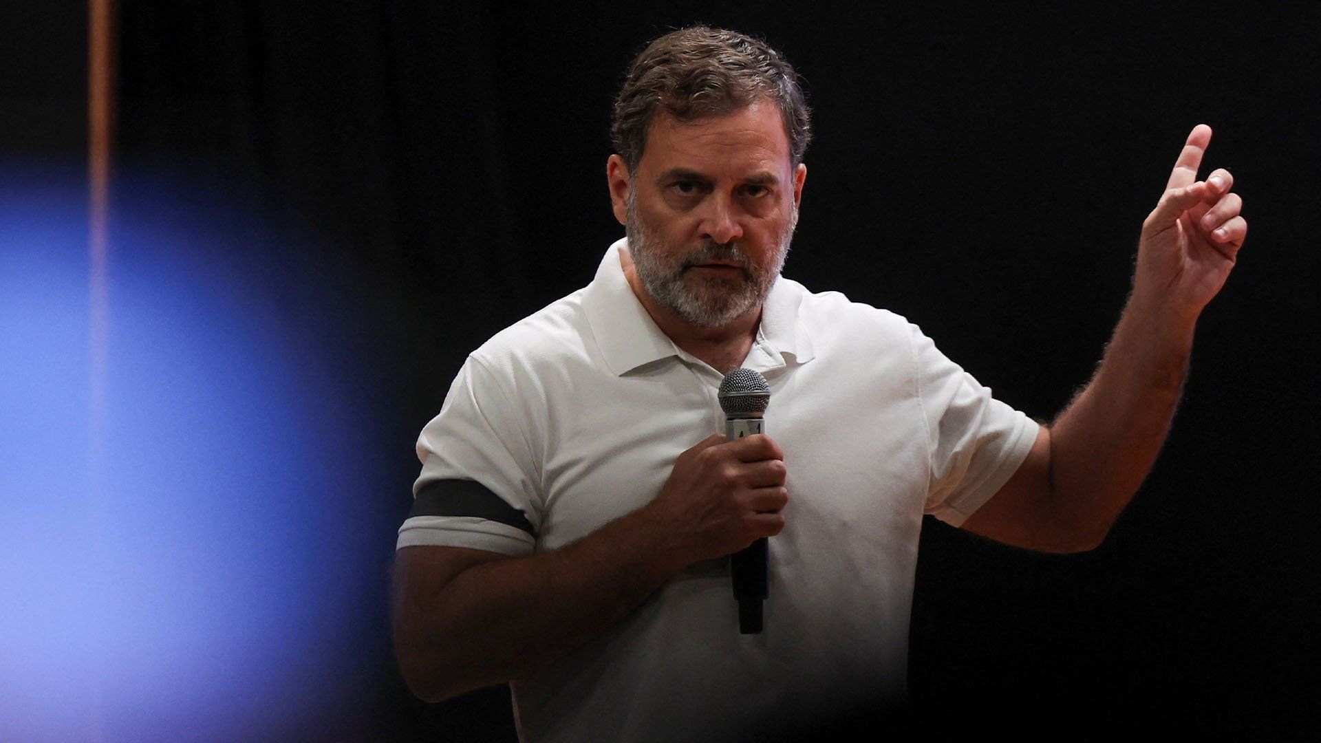 Rahul Gandhi, da Índia, fala após ser libertado