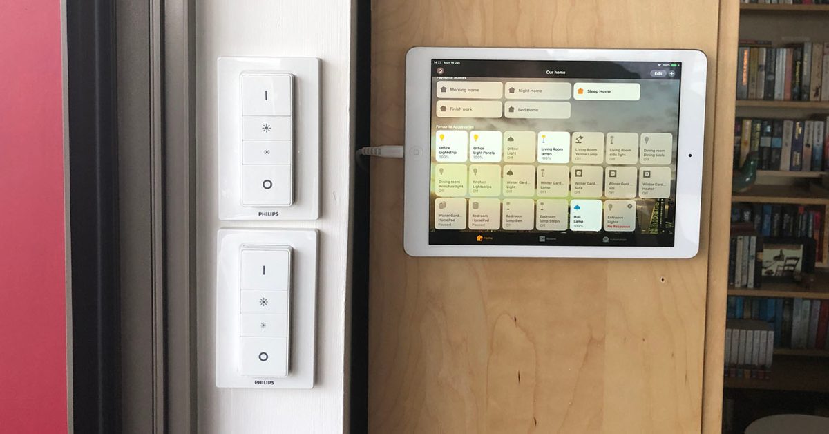 Realmente precisamos de uma maneira de transferir a propriedade de um Apple Home | A foto mostra um iPad antigo reaproveitado como painel de controle de casa inteligente