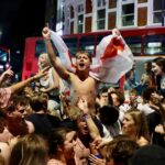 Revelação dos torcedores ingleses na vitória sobre a Noruega na Copa do Mundo
