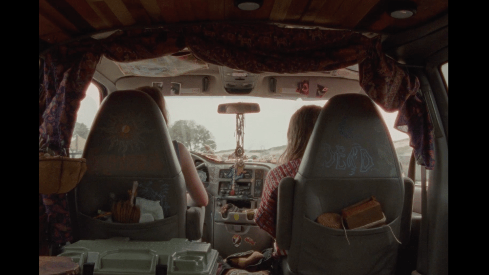 Revisão de 'Summer Tour': um documentário sobre Deadheads que é tão extasiado e olhando para o umbigo quanto seus temas
