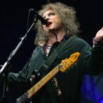 Robert Smith, do The Cure, critica show do intervalo da final da Copa do Mundo da FIFA: 'Just F— Off'