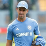 Ryan ten Doeschate quer que a Índia melhore sua forma no exterior