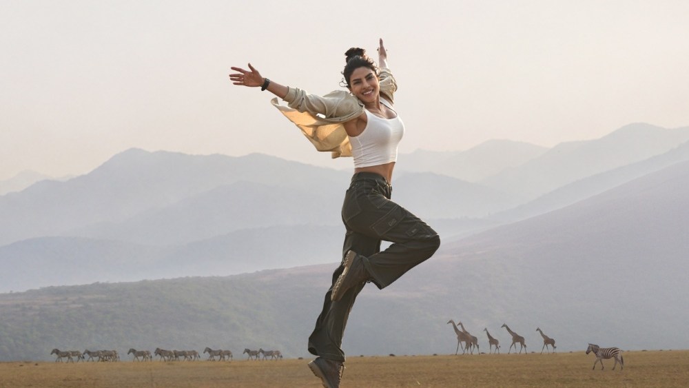 SS Rajamouli marca aniversário de Priyanka Chopra Jonas com novas imagens de ‘Varanasi’