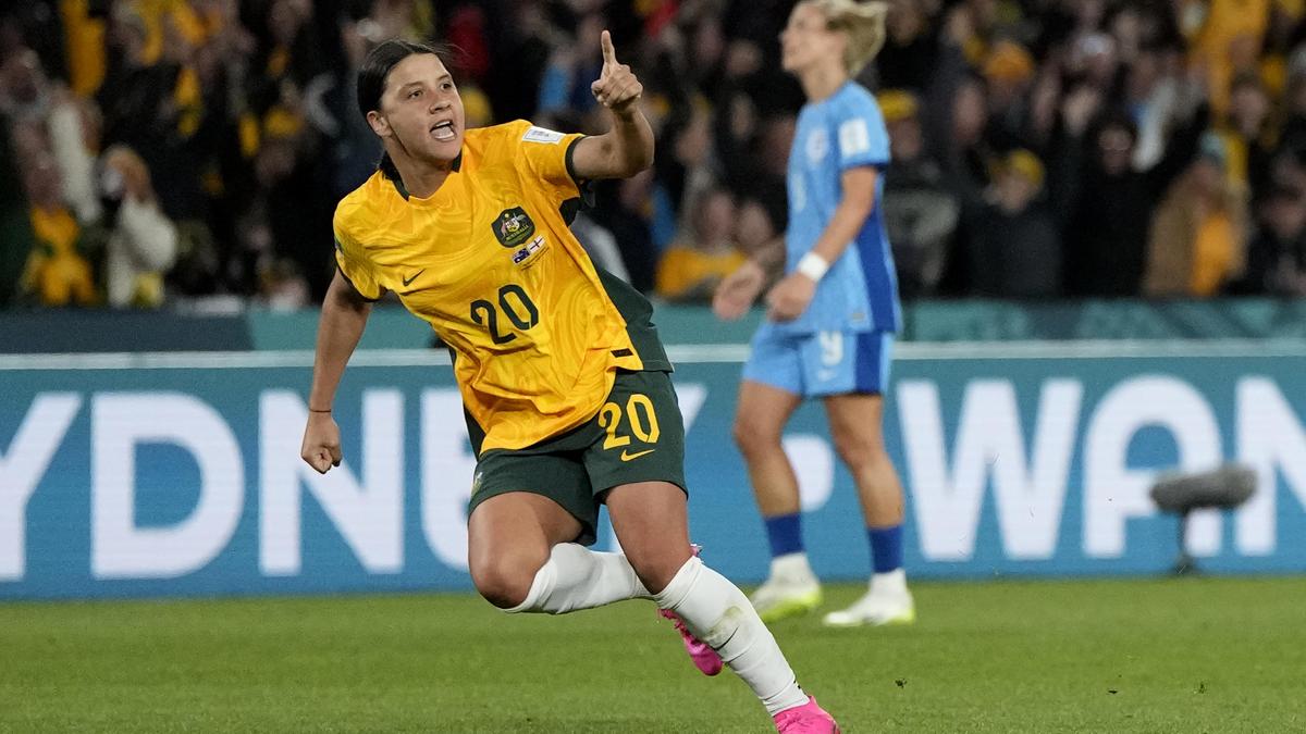 Sam Kerr: A-League Women precisa de mais investimento para trazer os Matildas para casa