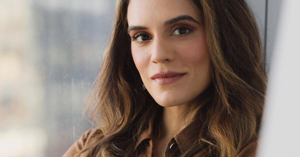 Sepideh Moafi, do 'The Pitt', 'ainda não acredita' sobre sua primeira indicação ao Emmy