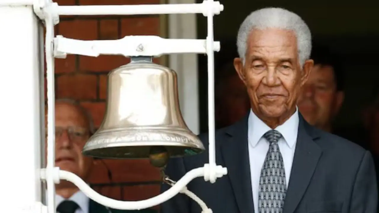 Sir Garfield Sobers, lendário jogador versátil das Índias Ocidentais, morre aos 89 anos