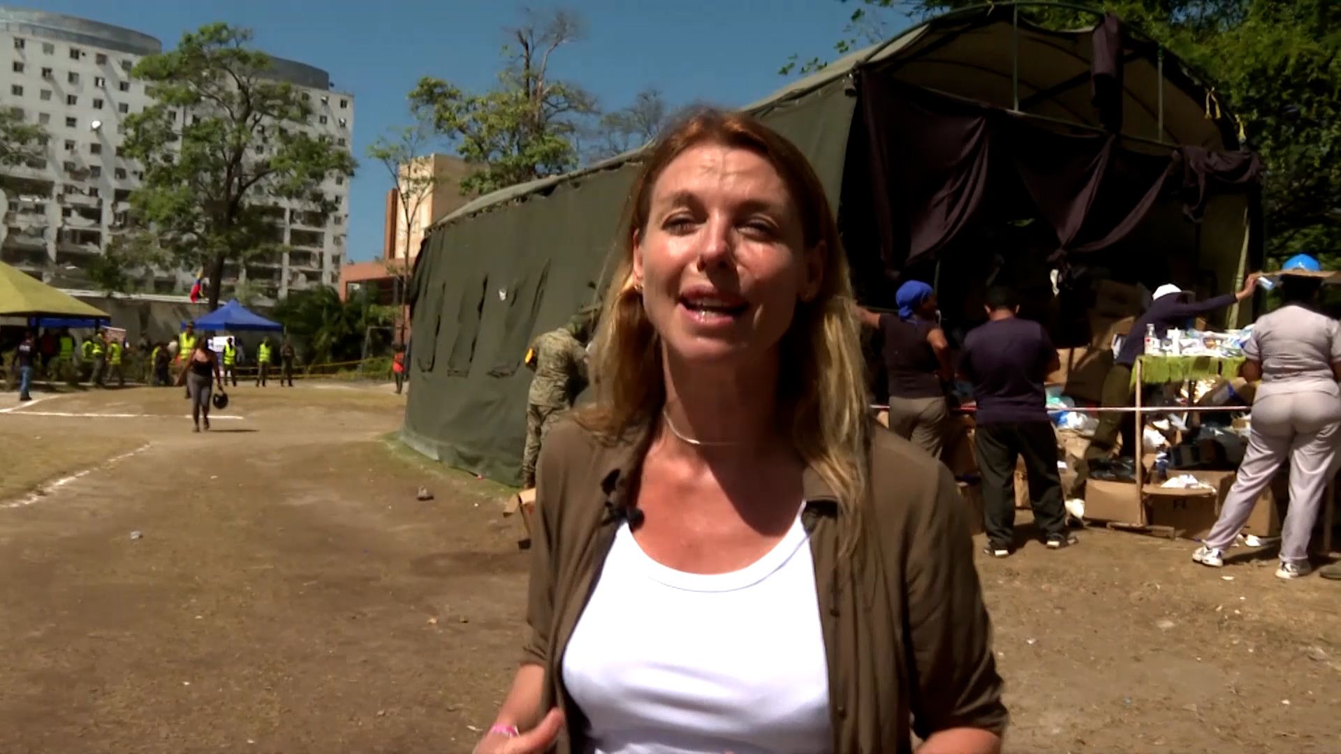 Sobreviventes recorrem à ajuda externa após os terremotos na Venezuela