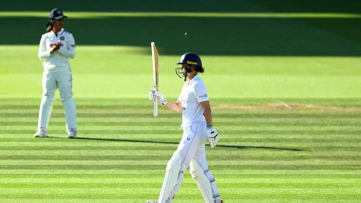 Teste feminino IND vs ENG, dia 4 Pontuação AO VIVO: Harmanpreet and Co. sobre a previsão de uma vitória histórica no Lord's