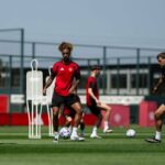 Três coisas notadas no último treinamento do Man Utd quando o trabalho com bola começa, homem esquecido visto em ação