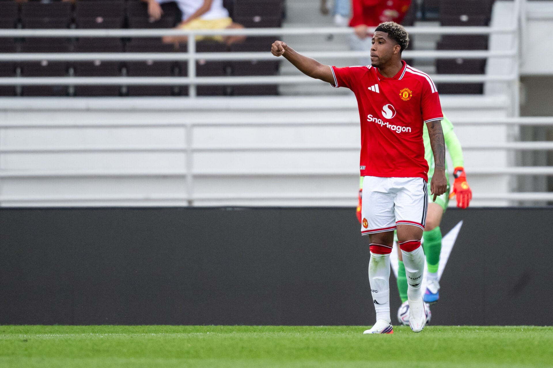 Três coisas que Michael Carrick terá aprendido com a estreia de Andrey Santos no Man Utd, teste importante aprovado