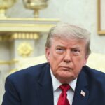 Trump abandona taxa de 20% sobre o Estreito de Ormuz em meio à escalada da guerra no Irã