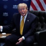 Trump diz na cimeira da NATO que ordenou o corte do comércio dos EUA com Espanha