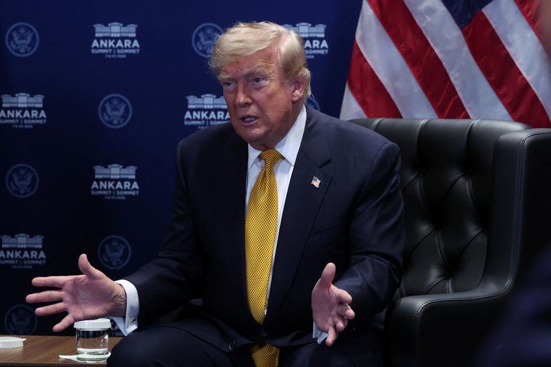 Trump diz que acordo provisório com o Irã para acabar com a guerra está “acabado”