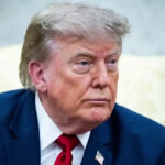 Trump impõe tarifas de 50% sobre laticínios, álcool e carros do Canadá