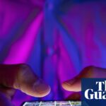 UE acusa Meta de não combater os riscos para a saúde mental de 'design viciante'
