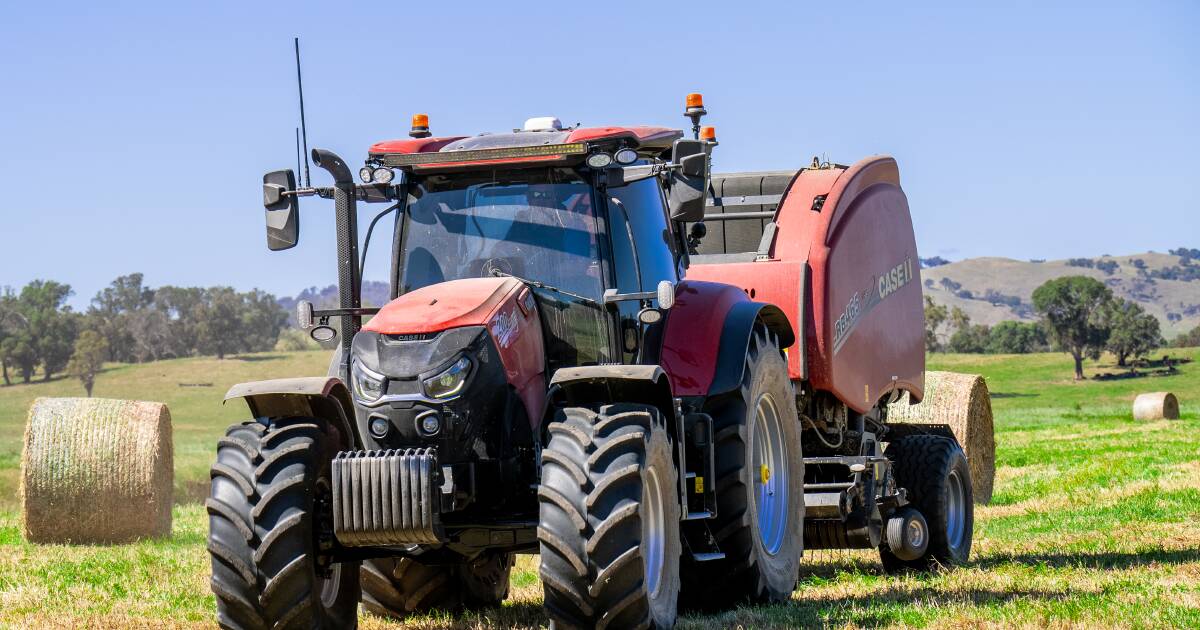 Vendas de máquinas caem para níveis mais baixos em 15 anos, enquanto agricultores enfrentam altos custos de insumos