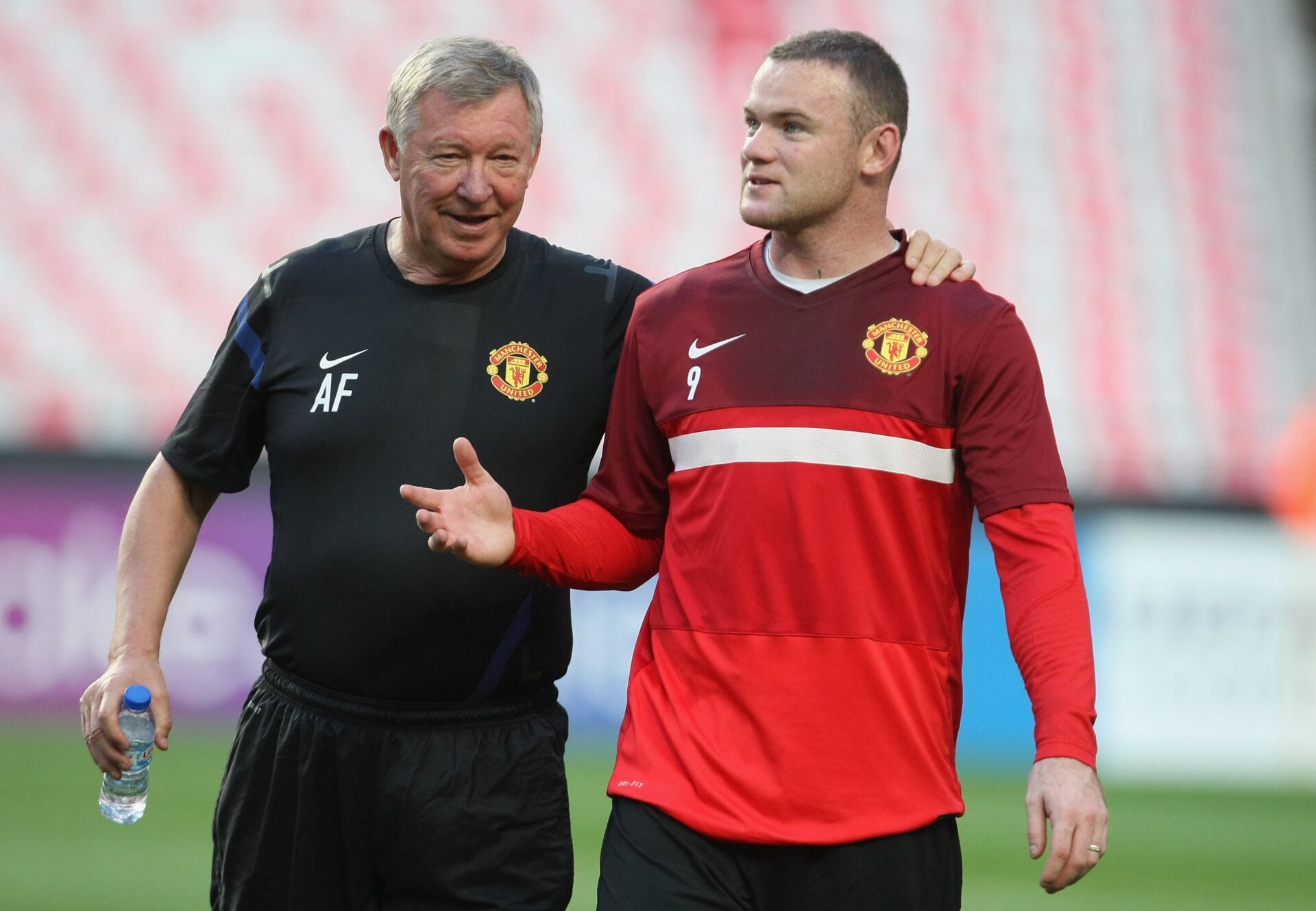 Wayne Rooney relembra uma experiência do Man Utd em que Sir Alex Ferguson desafiou as expectativas de todos os jogadores