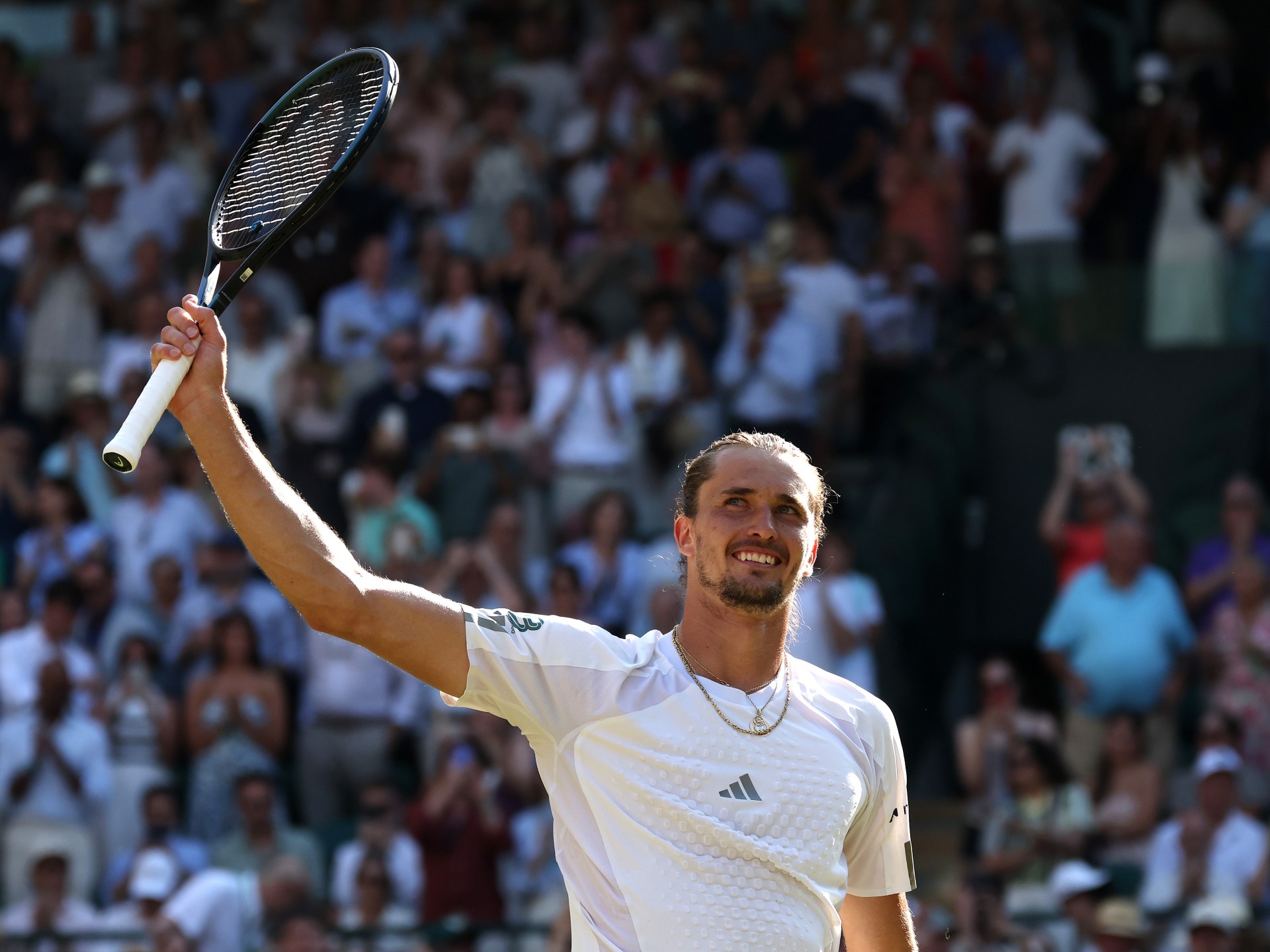 Wildcard Fery enfrenta Zverev nas semifinais de Wimbledon, enquanto Kostyuk enfrenta Noskova