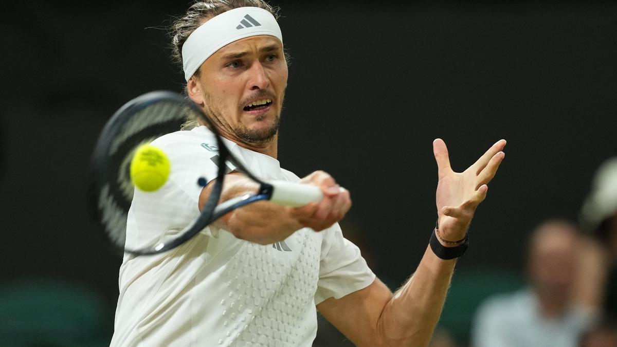 Wimbledon 2026: Por que a quarta rodada de Zverev foi suspensa?