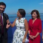 Zohran Mamdani, famoso por estar sempre de terno, conta hoje que a jaqueta está saindo em meio a uma onda de calor