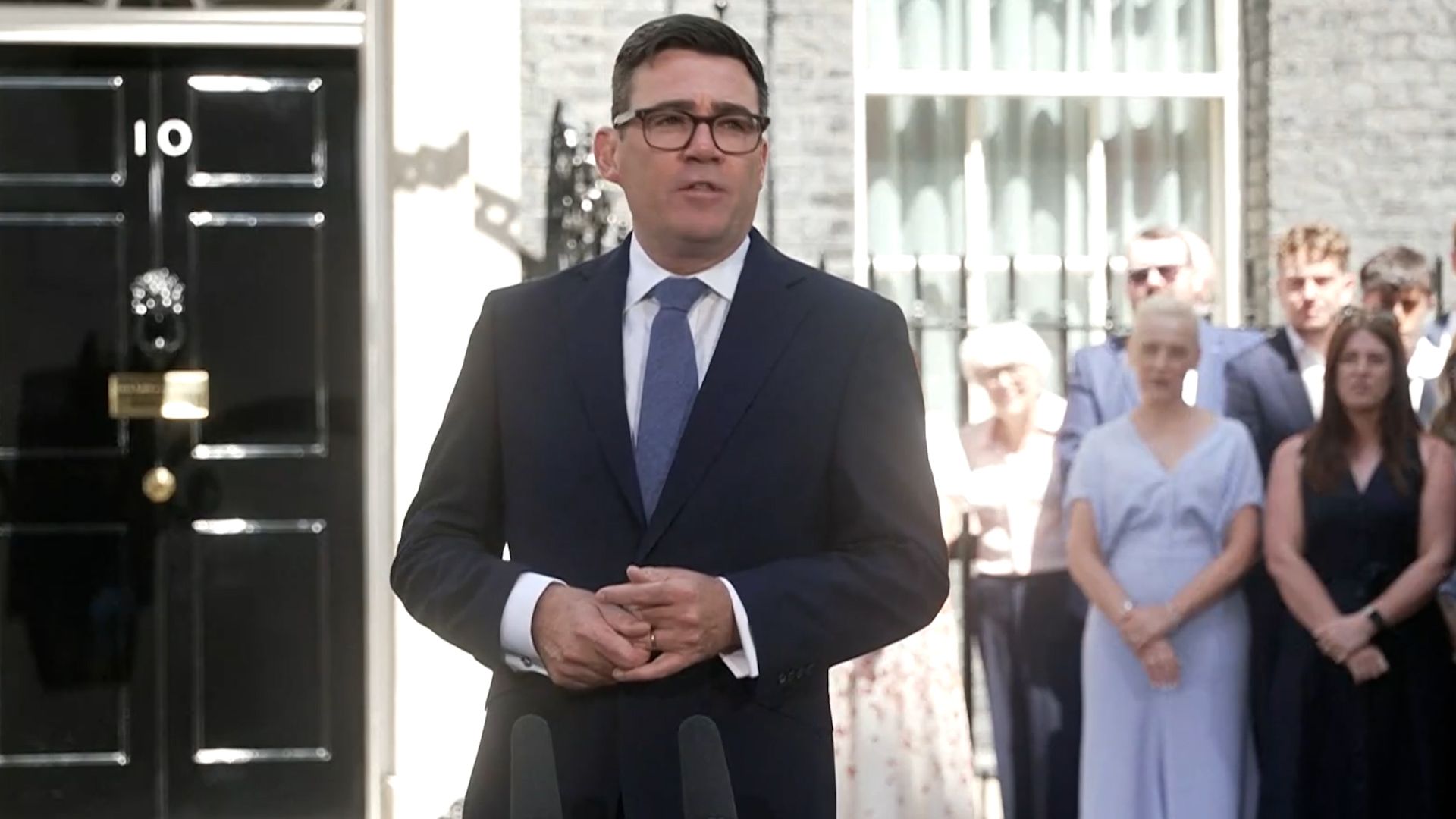 ‘Quero ser honesto com você’, diz o novo primeiro-ministro do Reino Unido, Andy Burnham